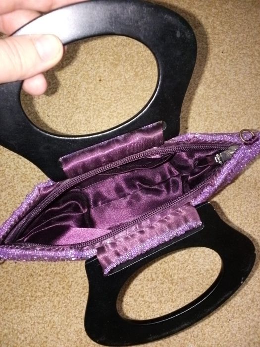 Сумочка з бісеру,маленька сумочка,ручна робота,сумочка через плече