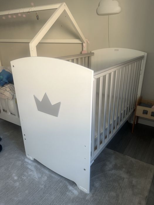 Berço/cama de grades com colchão ZY