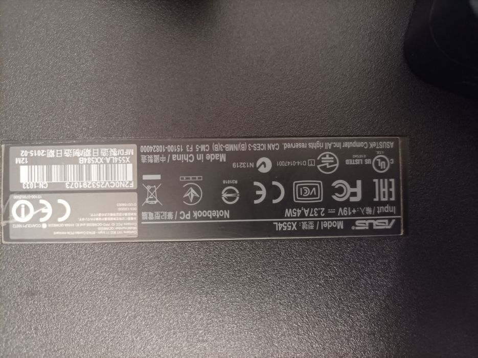 Ноут ASUS X554L, i3-4030U,ddr3 4/500,Windows 10