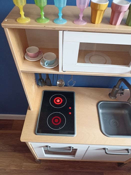 Kuchnia dla dzieci do zabawy Ikea DUKTIG
DUKTIG Kuchnia dla dzieci do