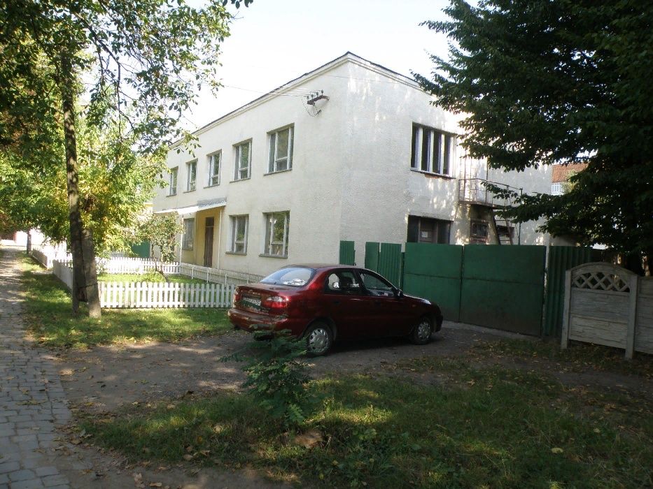 Продам будівлю, та складські приміщення