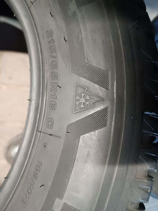 Opony zimowe 215/65/16C