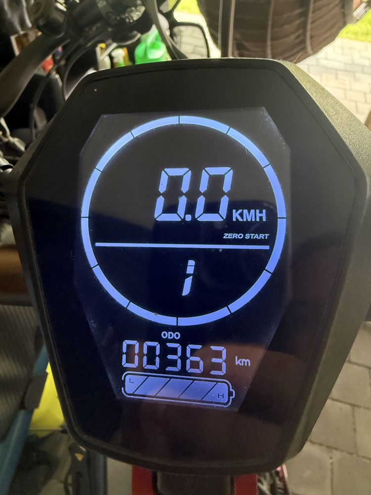 Hulajnoga Motus Pro 10 Sport GT - 360km przebiegu