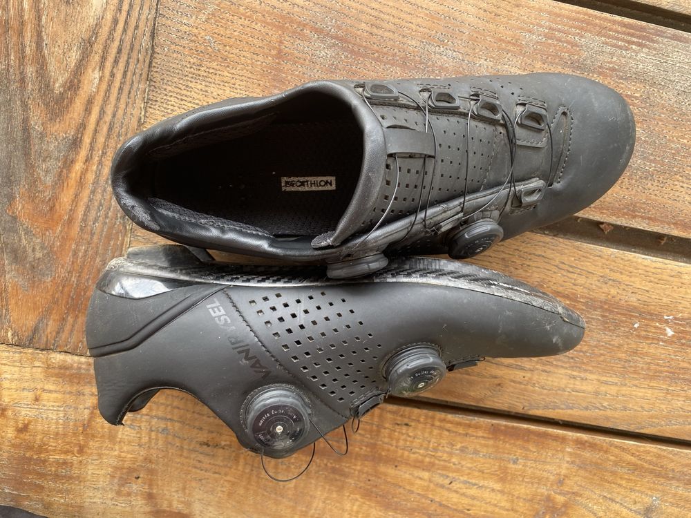 Botas de ciclismo pretas