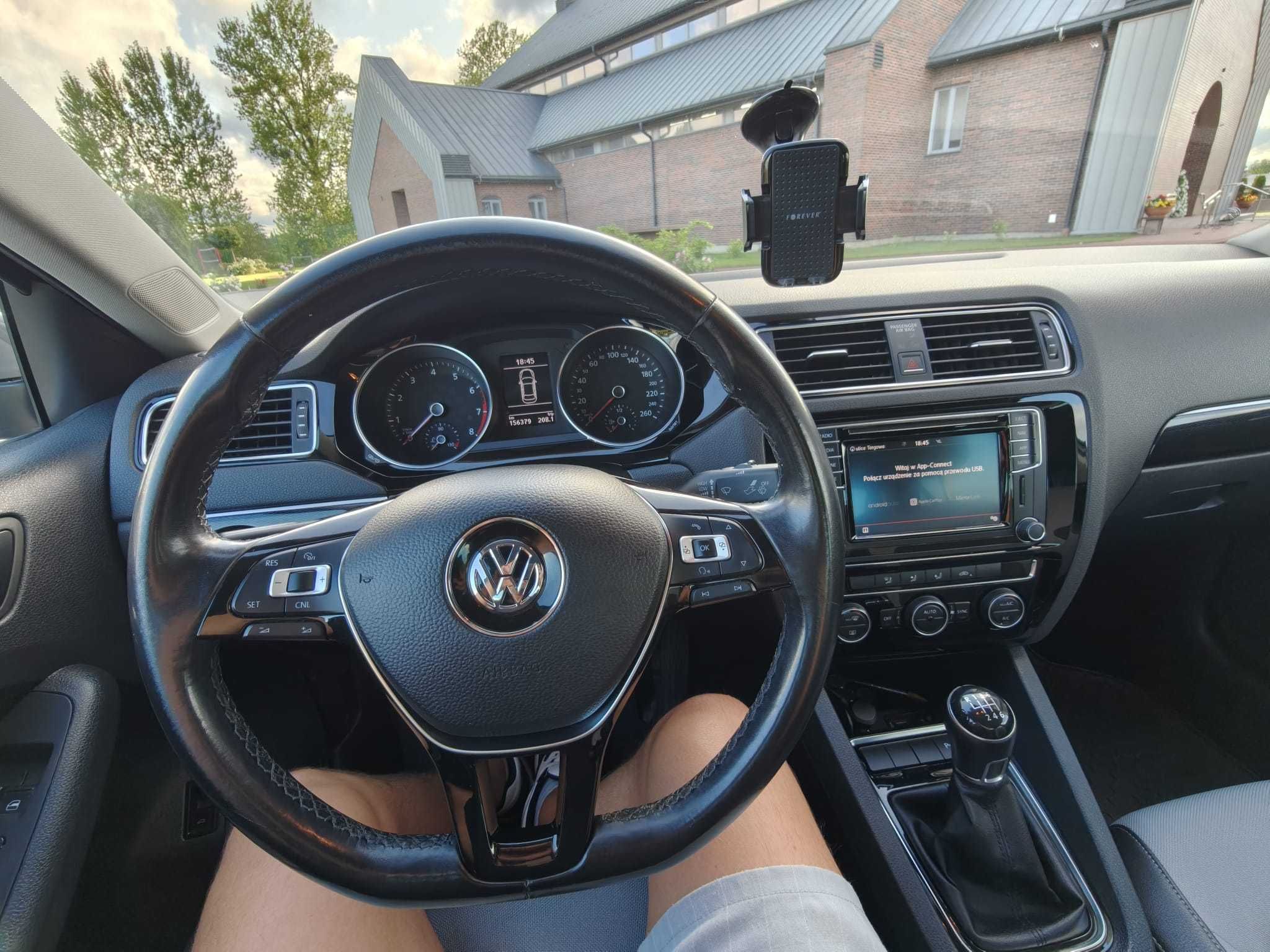 VW Jetta 2017 1.4 TSI 150KM prywatnie doinwestowany salon PL Golf