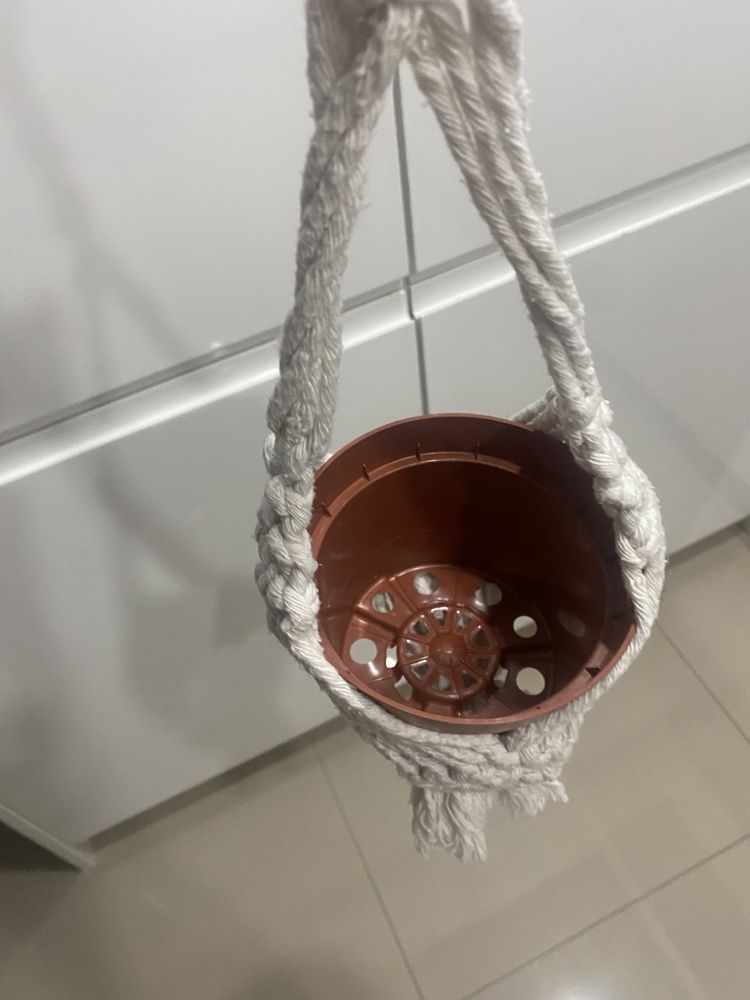 makrama wisząca doniczka osłonka na kwiatek boho