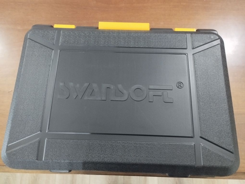 Садовий секатор swansoft