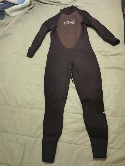 Wetsuit O'neil Mulher tamanho 44 + acessorios