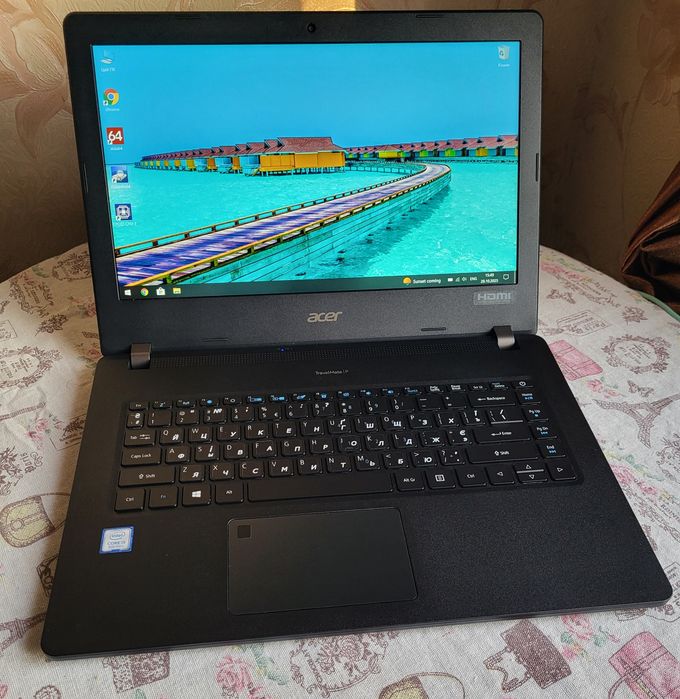 Acer TravelMate P2 | i5-8250U | 8GB DDR4 | 256GB SSD | Full HD IPS |