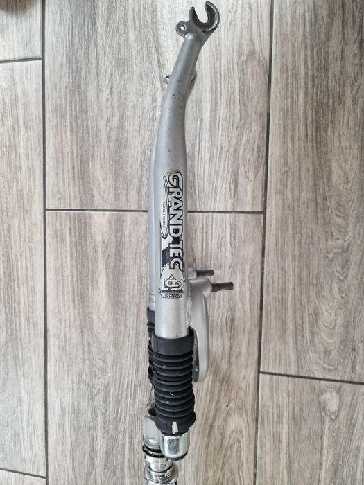 Amortyzator rowerowy przedni pod koła 26 cali