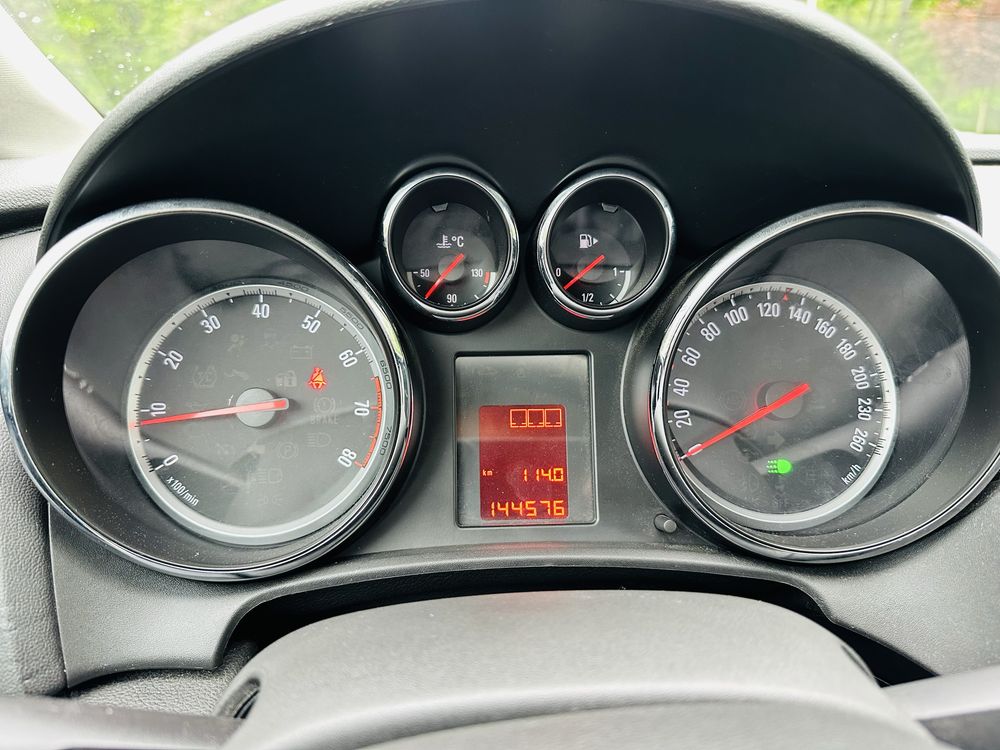Opel Astra J 1.4