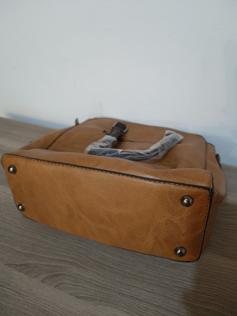 Elegancka Torebka Damska, Zestaw 4w1, Kosmetyczka, Kopertówka, Portfel