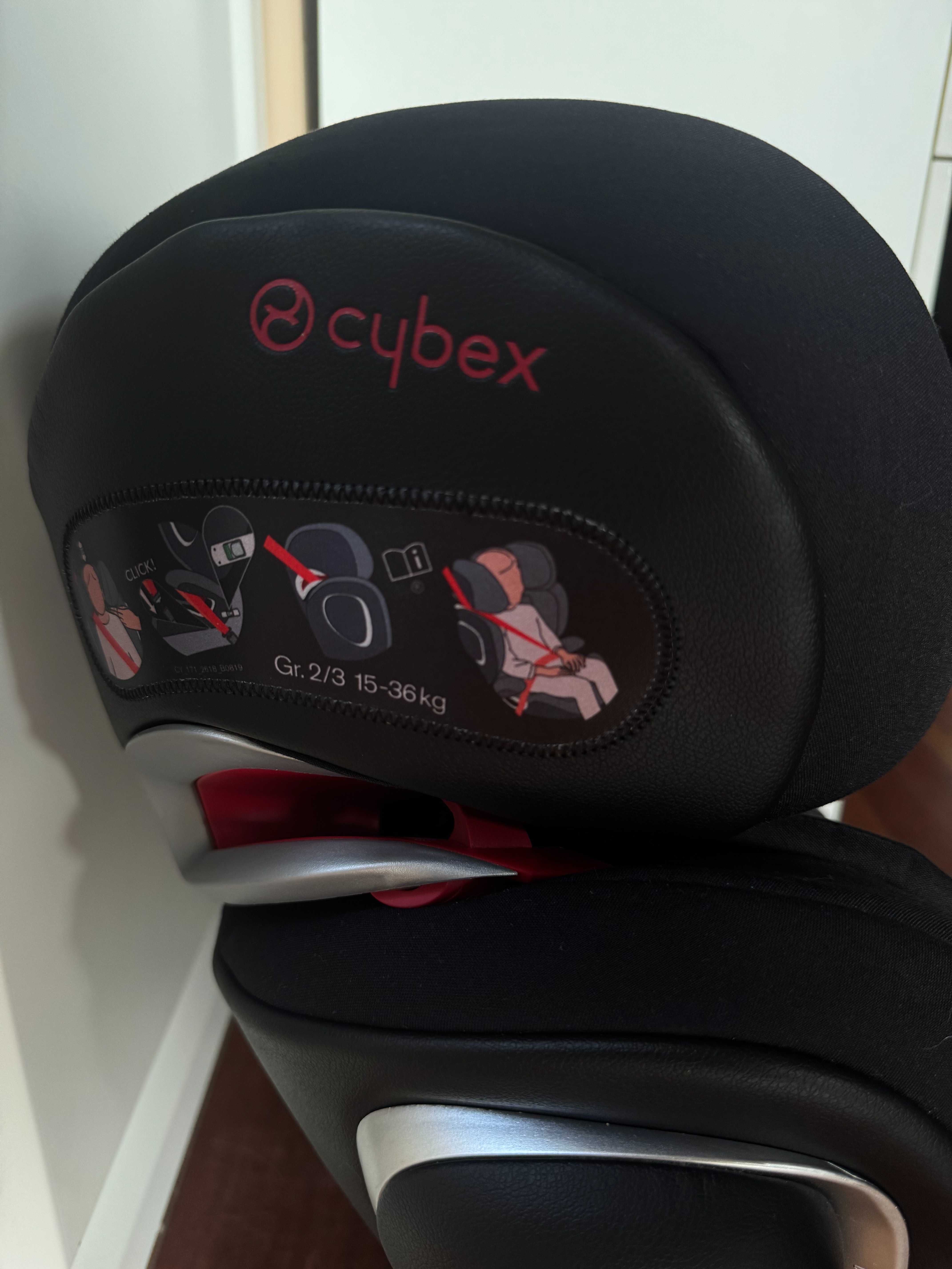 Cybex Scuderia Ferrari Solution Z-Fix Victory Black 15-36kg