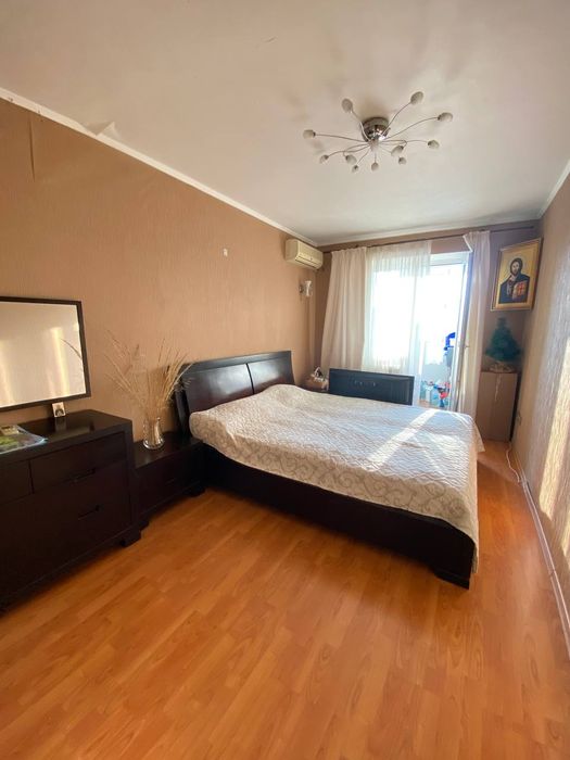 Продам 3к квартиру ул. Ю.Липы( Усенко) Левобережный -3/проспект Мира