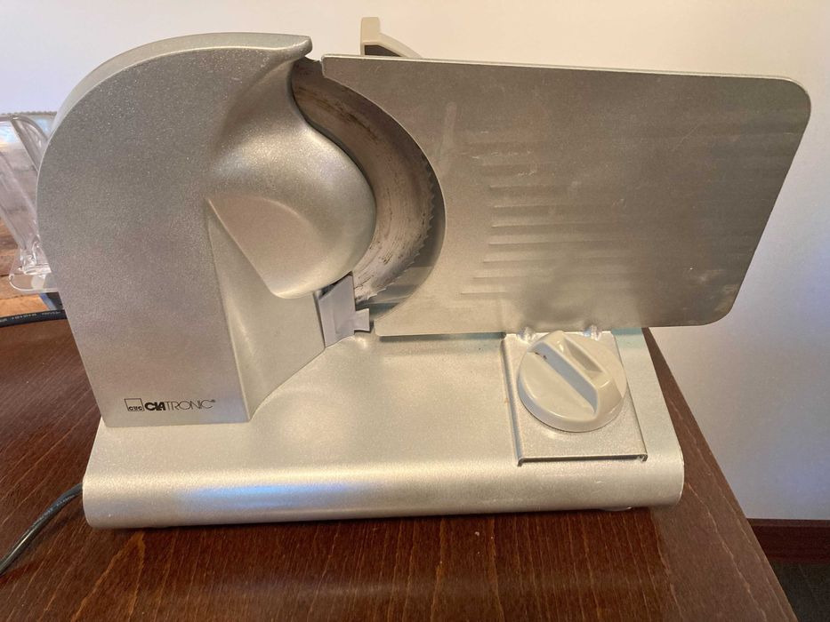 krajalnica elektryczna CLATRONIC