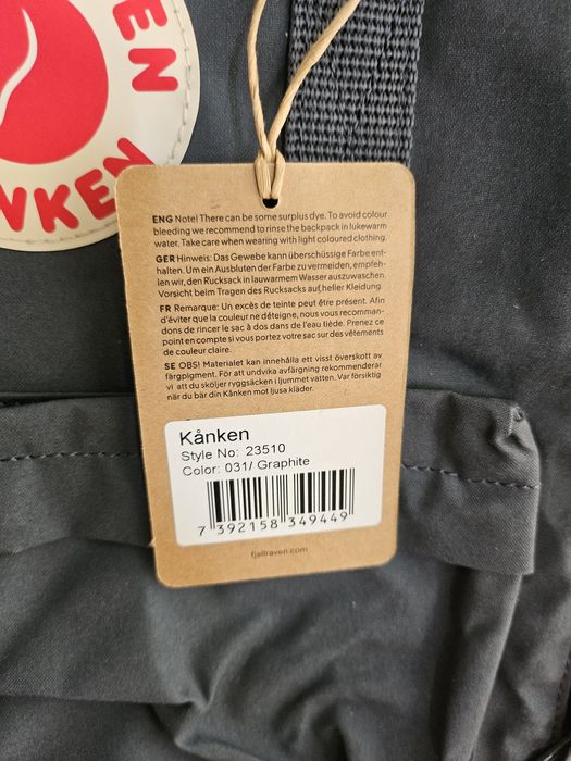 Plecak miejski Kanken kolor grafitowy. Model numer 23510