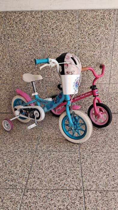 Bicicleta Frozen da Disney + Bicicleta equilíbrio Chicco + capacete
