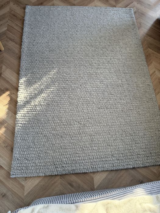 Dywan z wełny beżowoszary