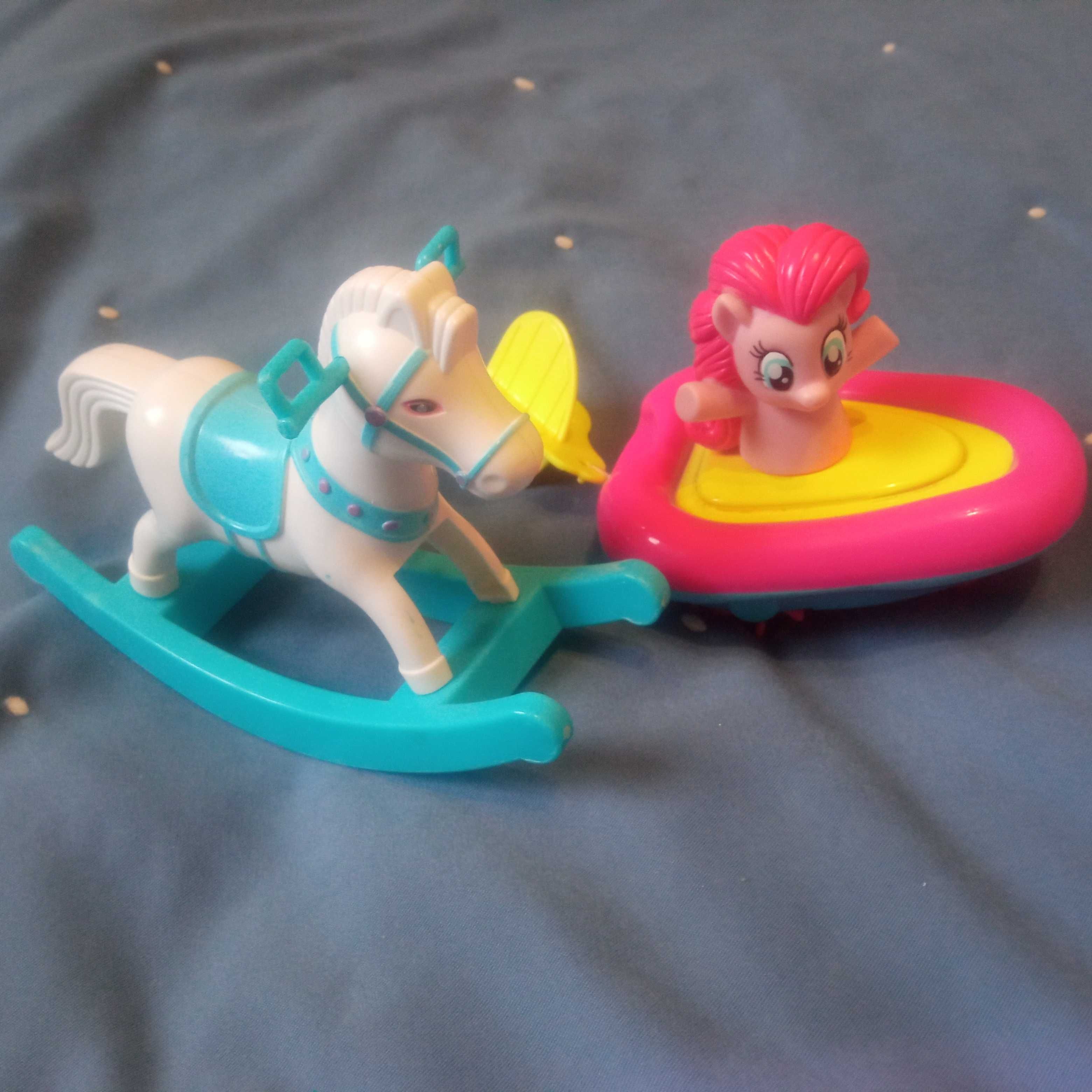 Продам механічну іграшку My little pony Hasbro поні на човнику