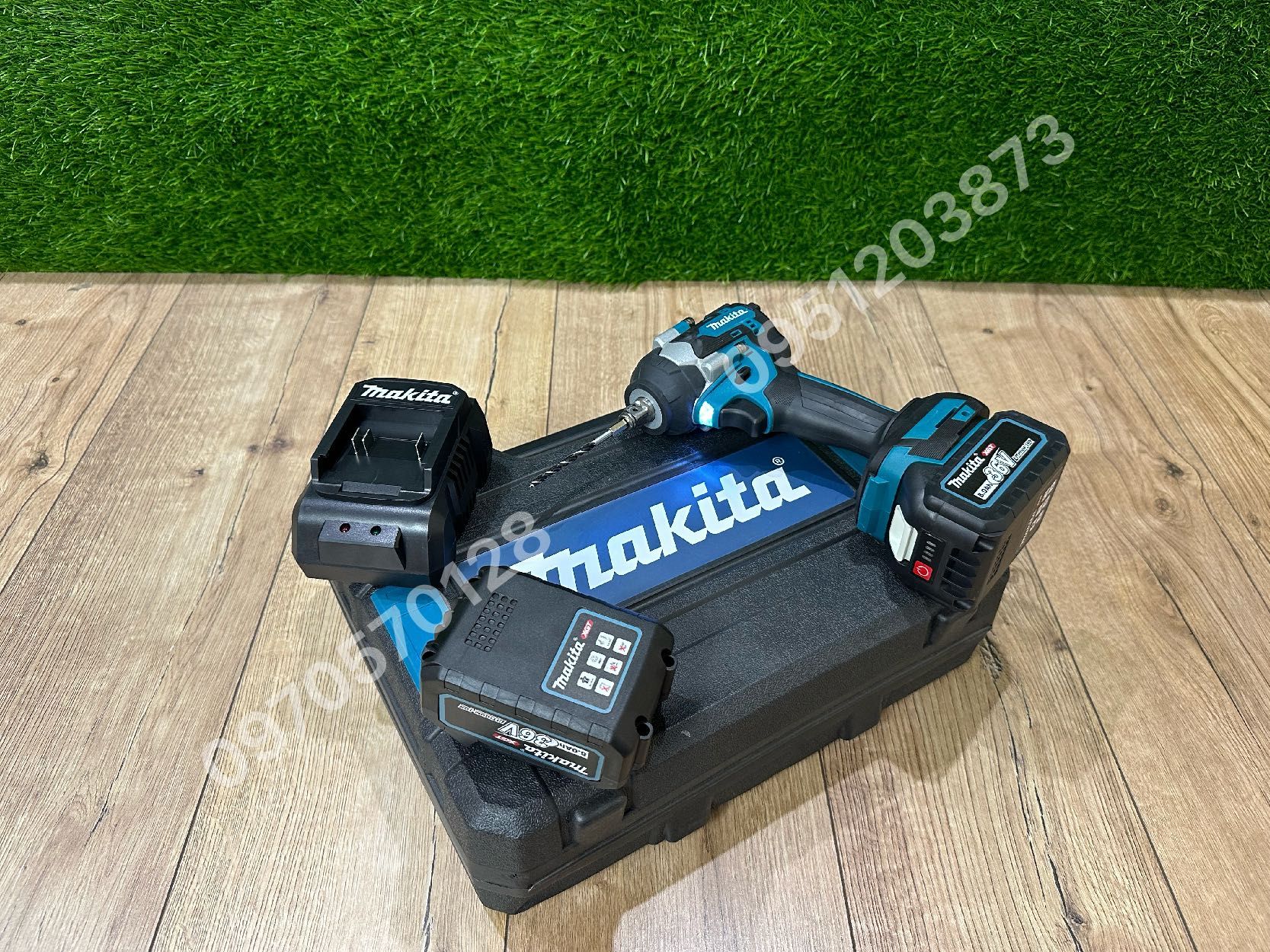 Аккумуляторный Гайковерт Makita DTW500BL 36V 8Ah с ударным режимом