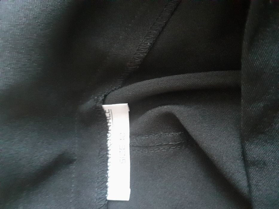 Czarne spódniczki olowkowe