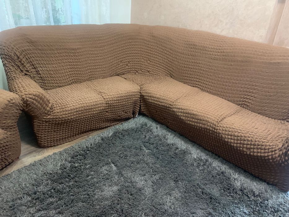 Шкірний куток і крісло