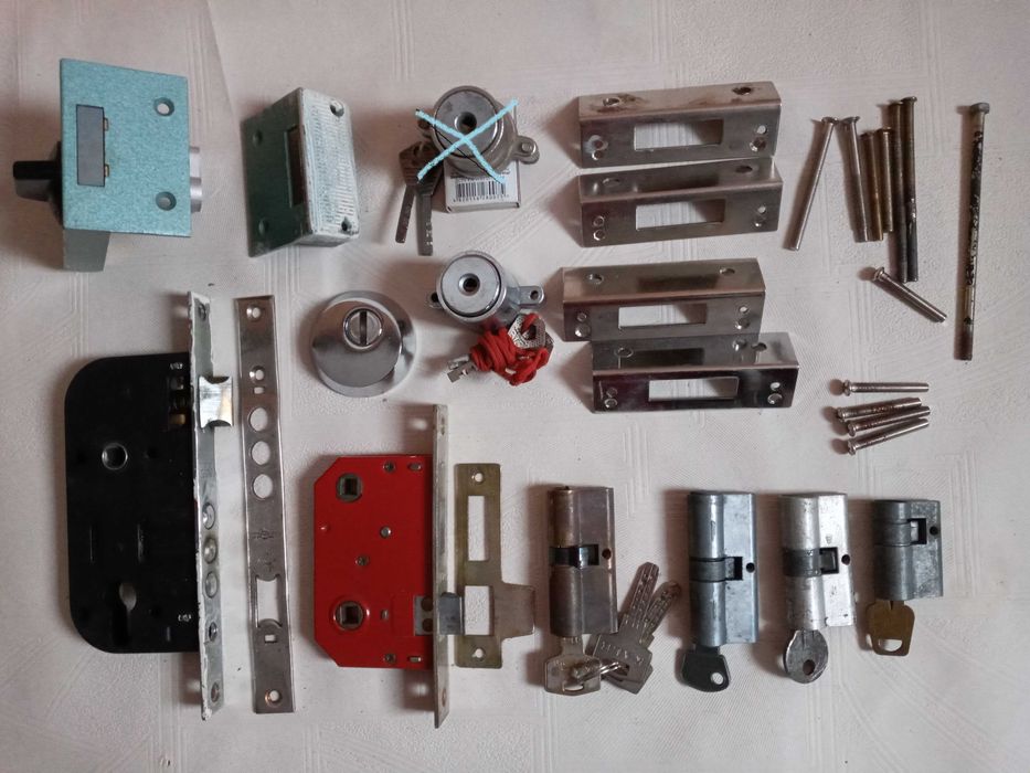 Ручки Замок Петли Защелки Вешалки