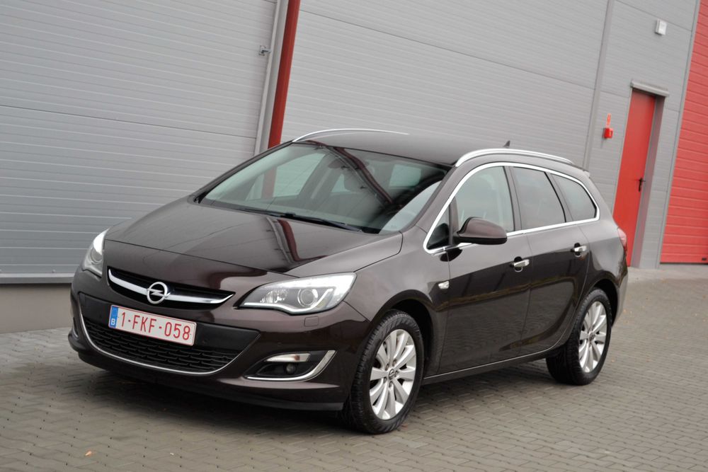 Opel Astra J 1.6CDTi 110KM**Lift**Skóra**Xenon**Navi**LED**