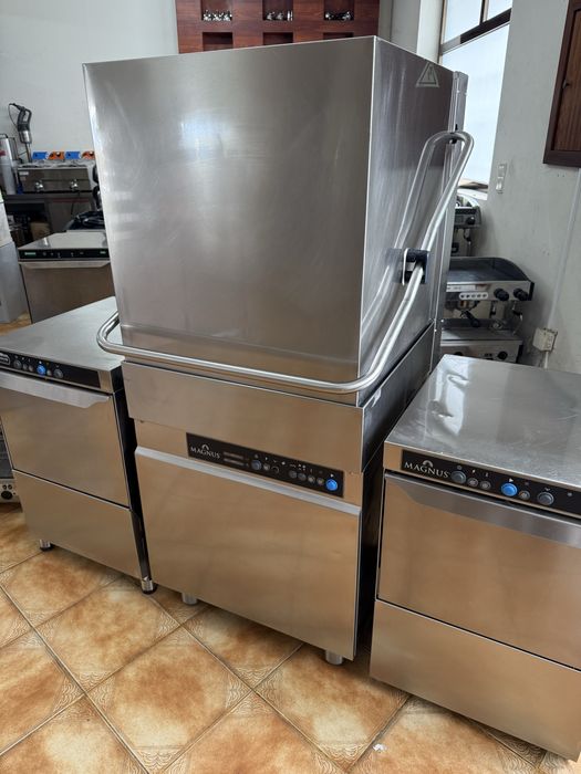 Maquina de lavar loiça industrial magnus