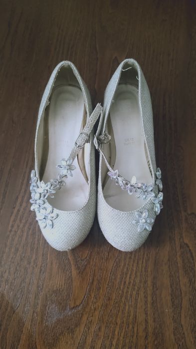 Pantofelki dla dziewczynki