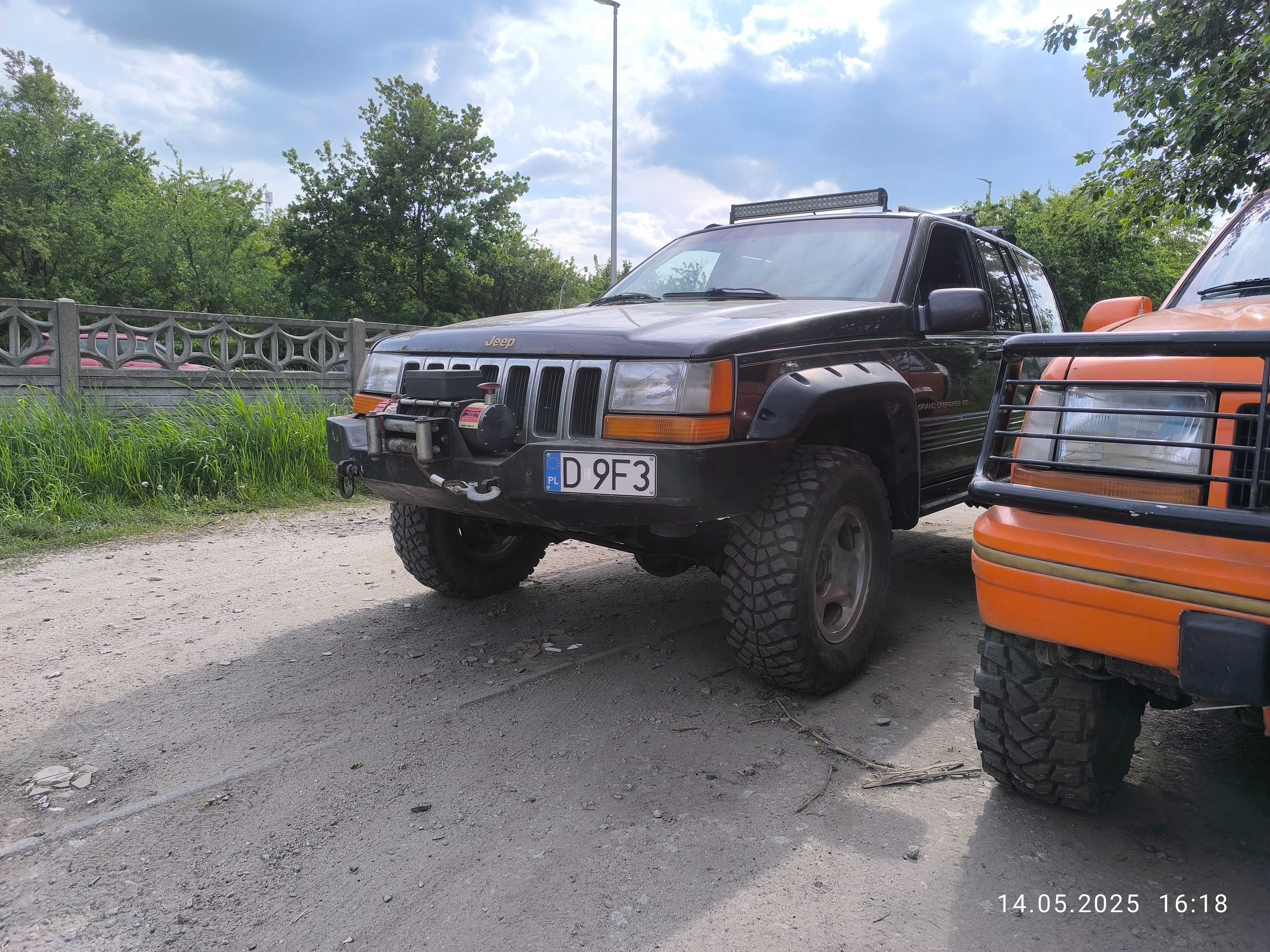 Jeep Grand Cherokee Off Road v8