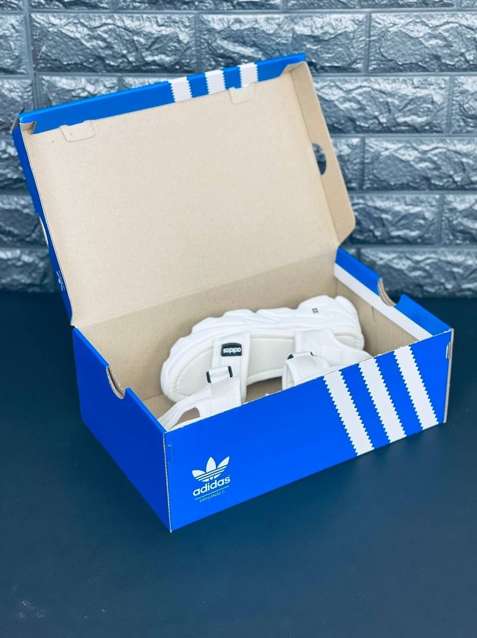 ЖЕНСКИЕ босоножки Adidas сандалии белого цвета Адидас на липучке 35-40