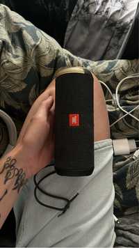 głośnik jbl flip essential