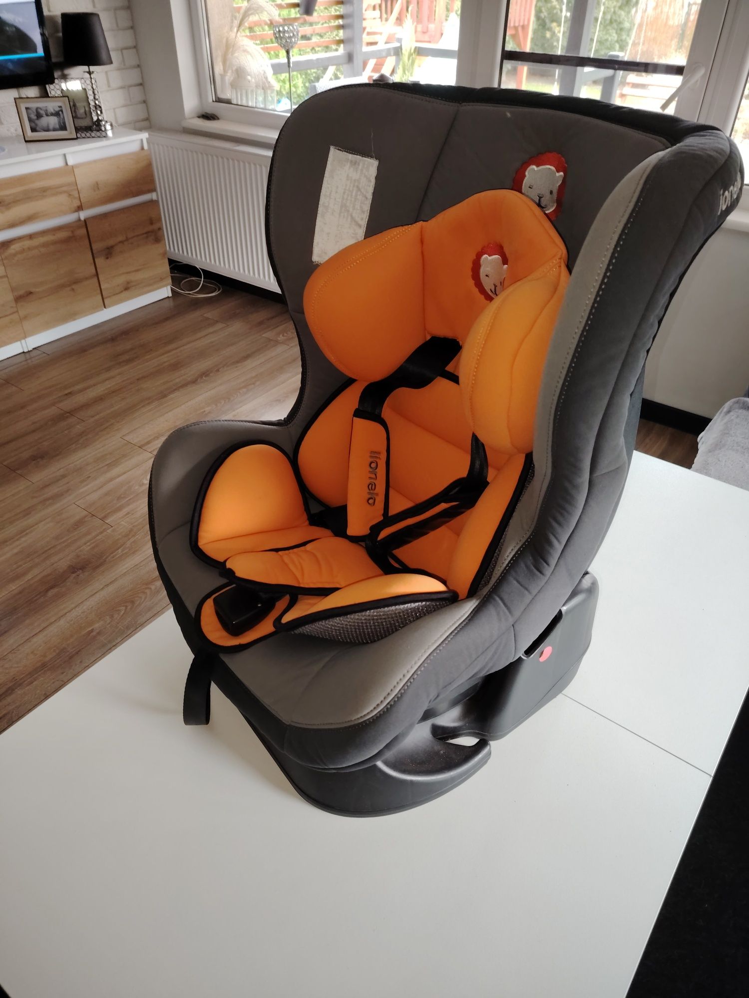 Fotelik lionelo 0-18kg