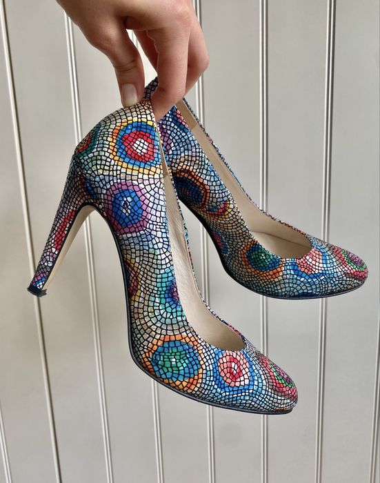 Czółenka szpilki obcasy 38 George Bonelli kolorowe