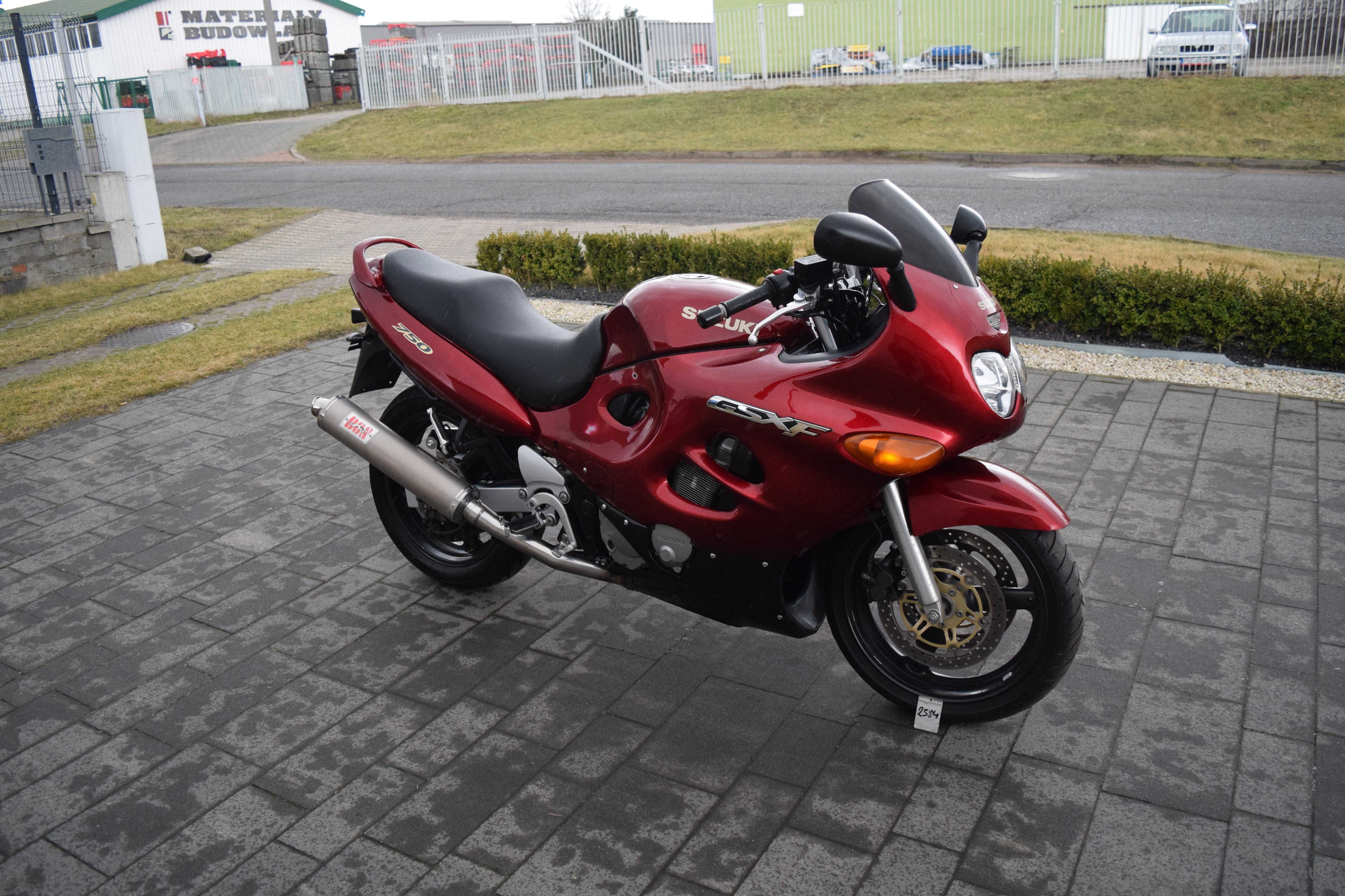 Suzuki GSX 750 F oryginalny stan, tłumik BOS, 2 wł, z niemiec ***