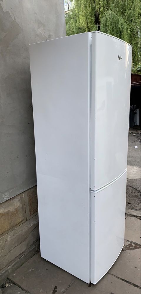 Холодильник Whirlpool привезений з Німеччини. WBE 34172 W
