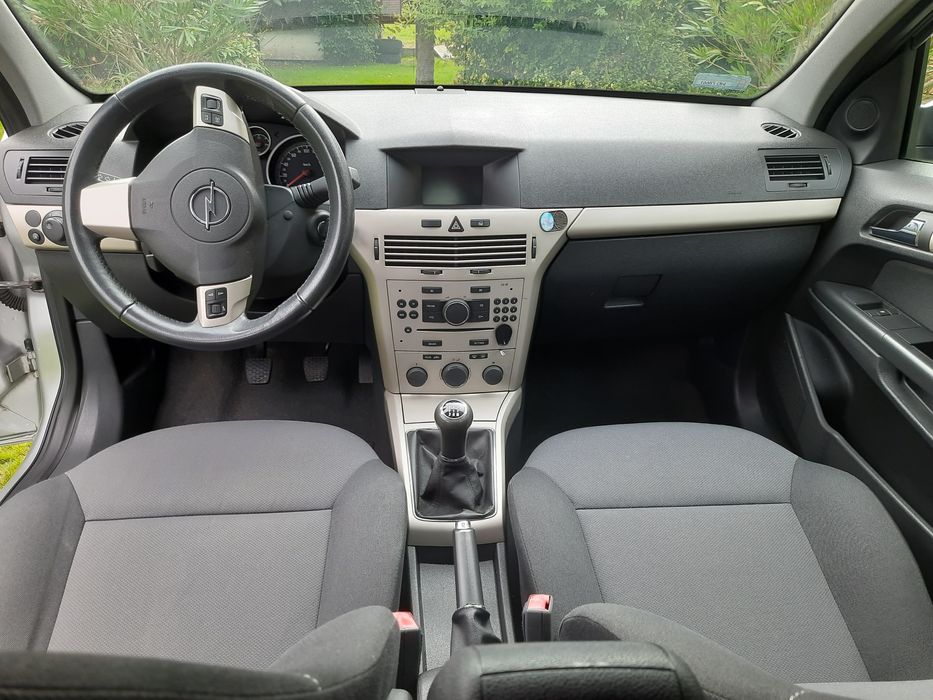 Opel astra H 2008r