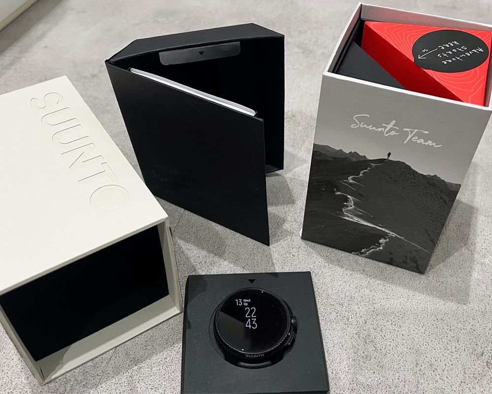 Suunto Race Czarny AMOLED GPS - Na Gwarancji! Kompletny Zestaw BDB!