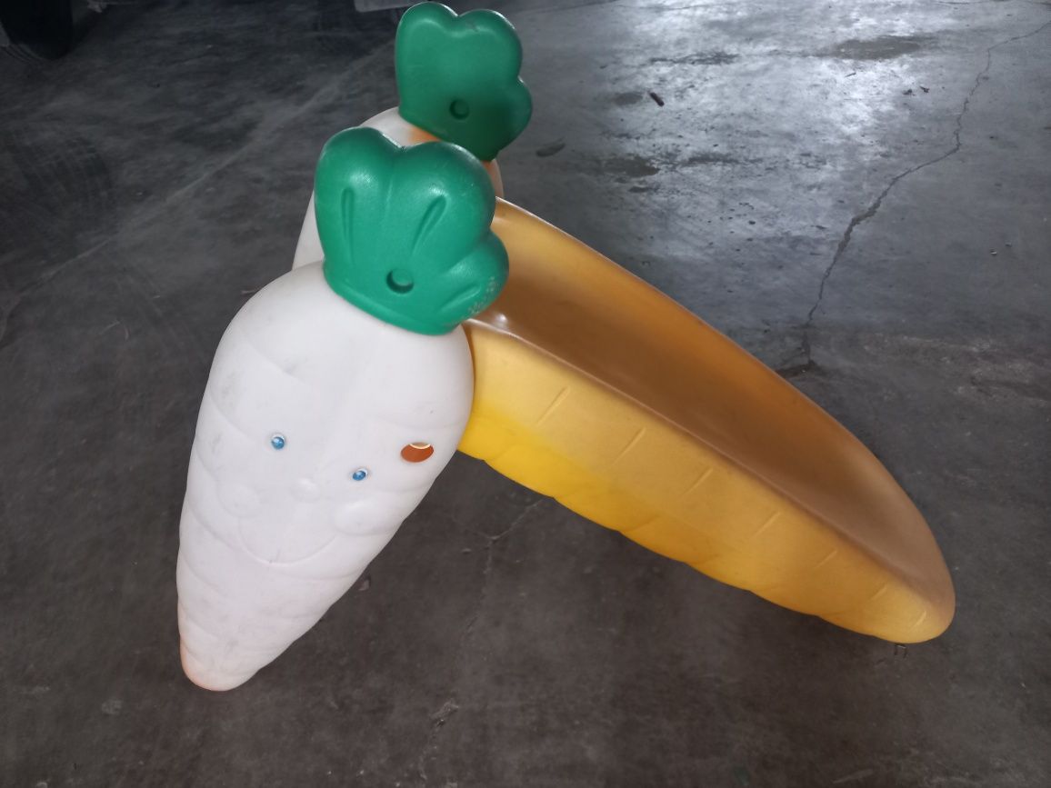 Escorrega crianças Chico