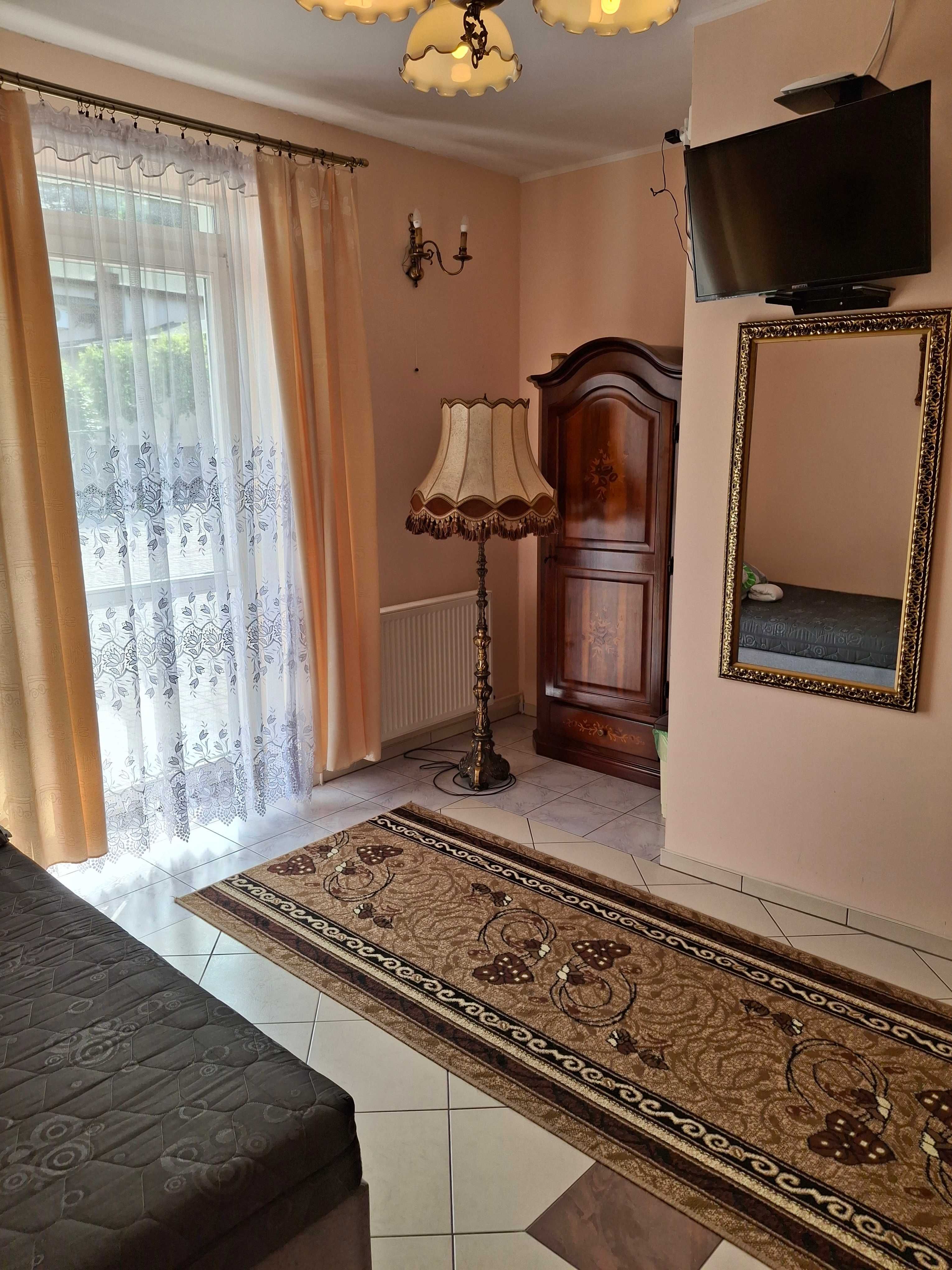 Pokoje,noclegi,domki,hotel,kwatery Firlej