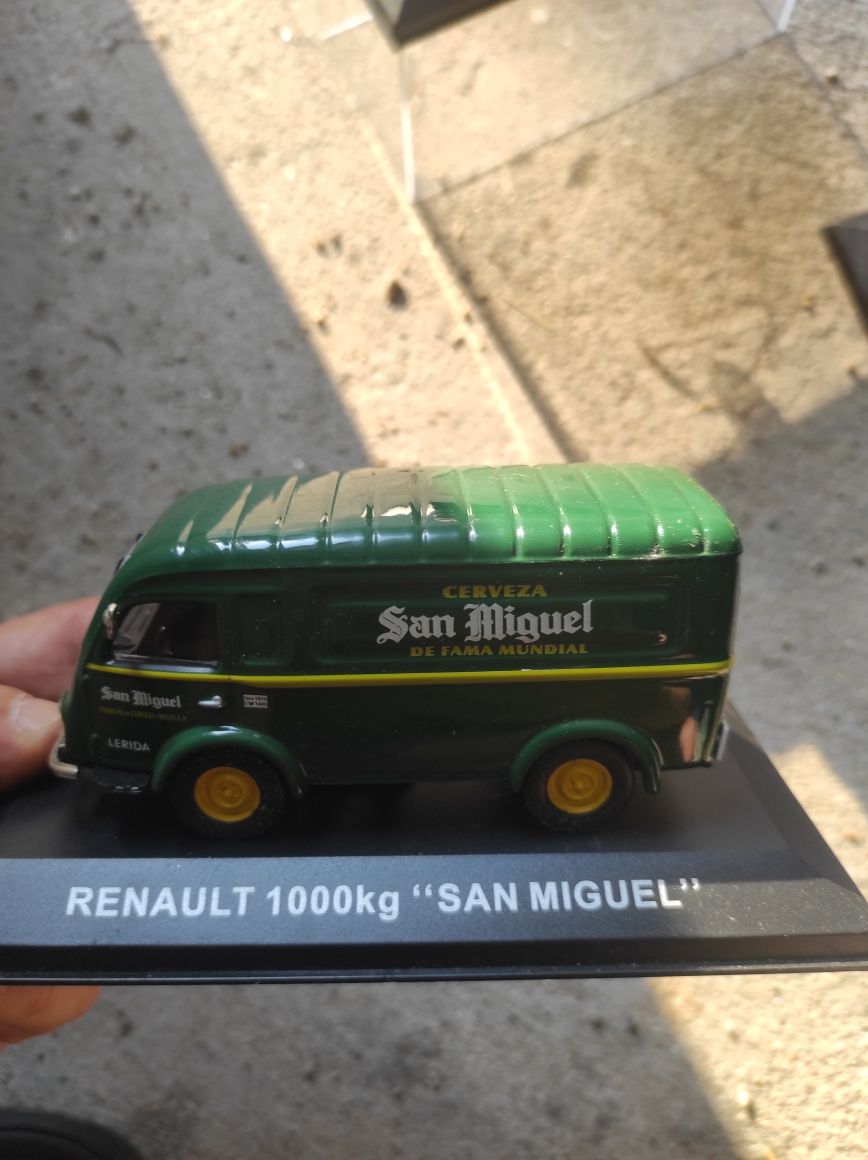 Carrinhos de ferro miniaturas