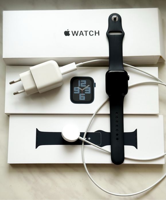 Смарт-годинник Apple Watch SE 40 мм у колір Midnight (ge 2)
