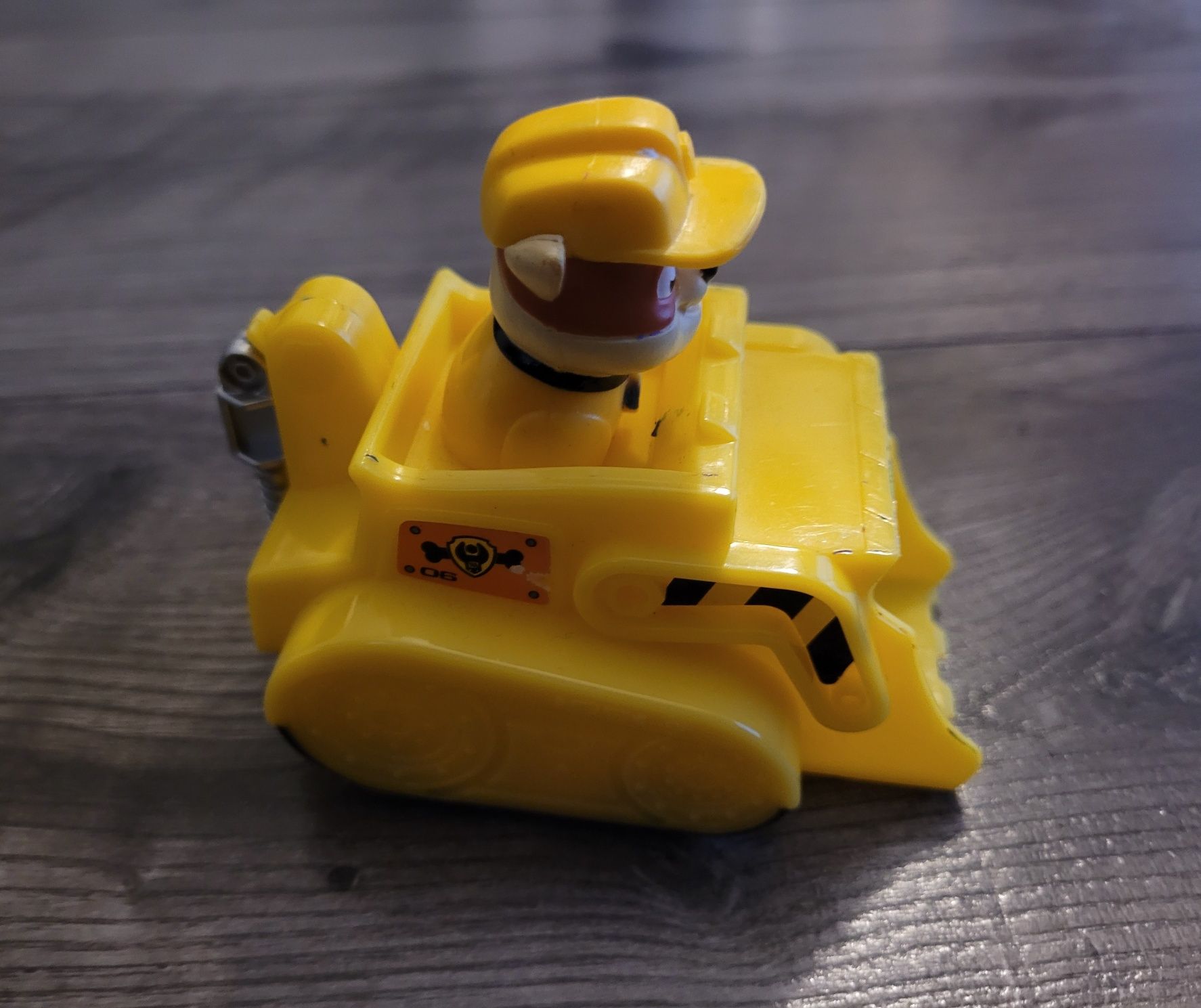 Psi Patrol- pojazd Koparka/buldożer + figurka Rubble