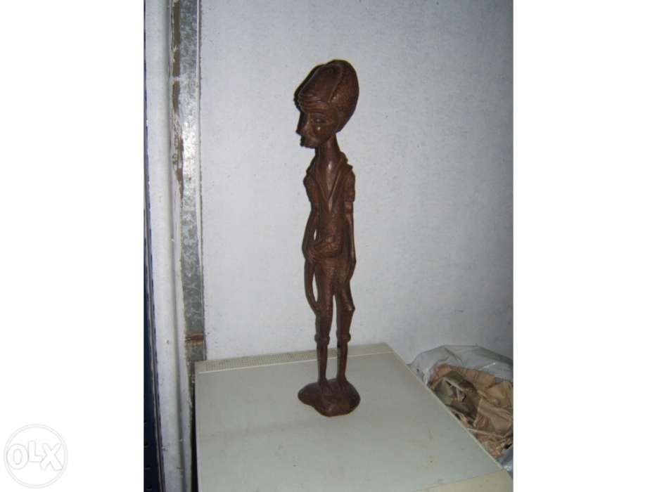 Escultura indigena africana