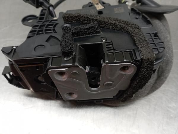 Fechadura / fecho porta frente direito RENAULT Clio V (BF_)