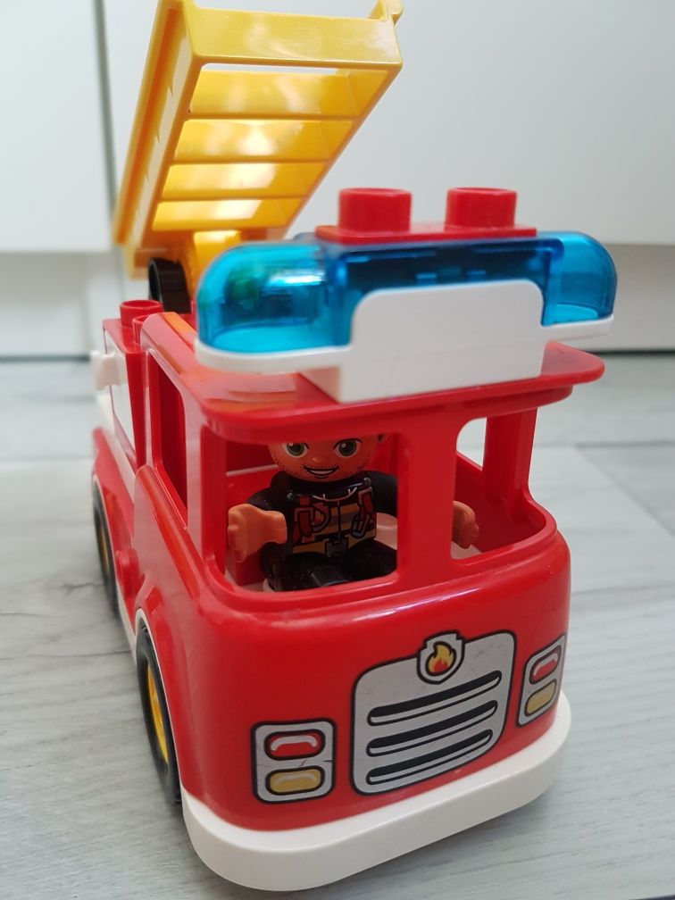 LEGO Duplo 10901 wóz strażacki