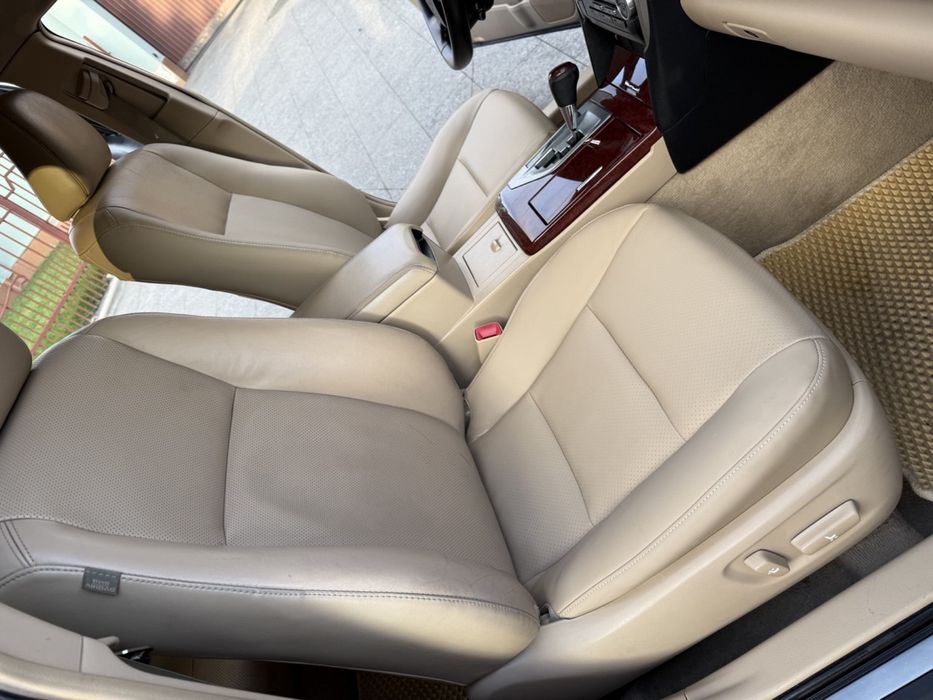 Продам Toyota Camry 50 2.5 газ/бенз офіційна на автоматі