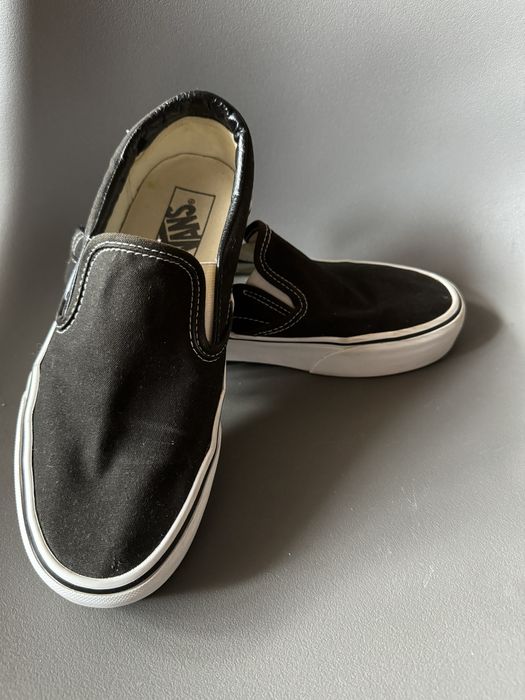 Кеды. Кеди. Кроссовки. Слипоны. Мокасины. Vans. Ванс. Кросівки. Туфлі