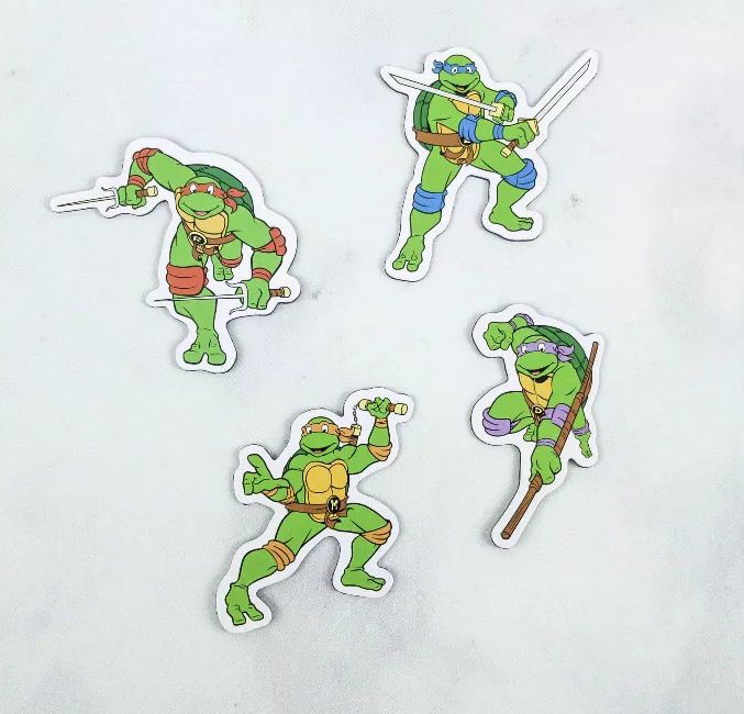 Vários ímanes para frigorífico (super mario, tartarugas ninja)